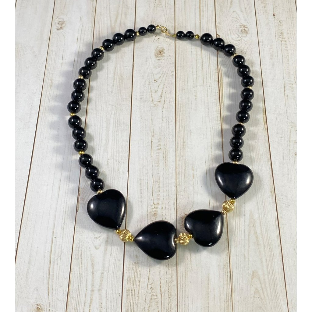 14k Yellow Gold Black Onyx Hearts Beaded Necklace 15.5 Inches Vintage